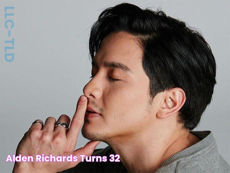 Alden Richards turns 32