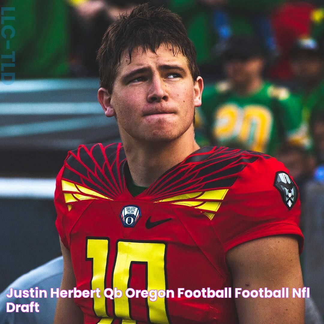 Justin Herbert🏈💥QB Oregon football, Football, Nfl draft