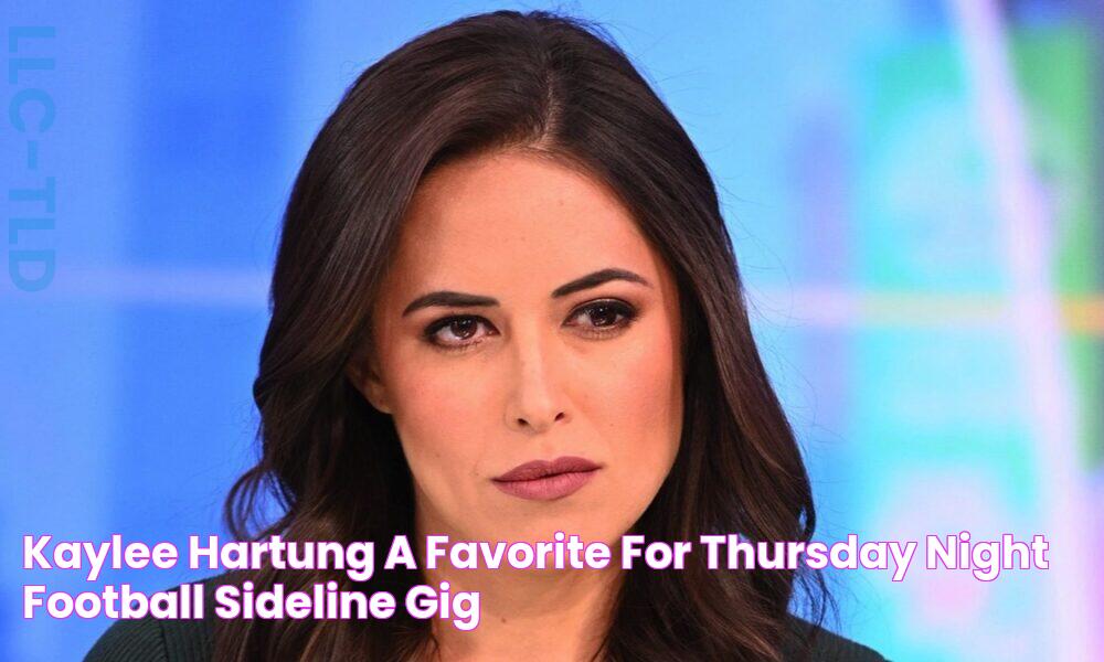 Kaylee Hartung A Favorite For Thursday Night Football Sideline Gig