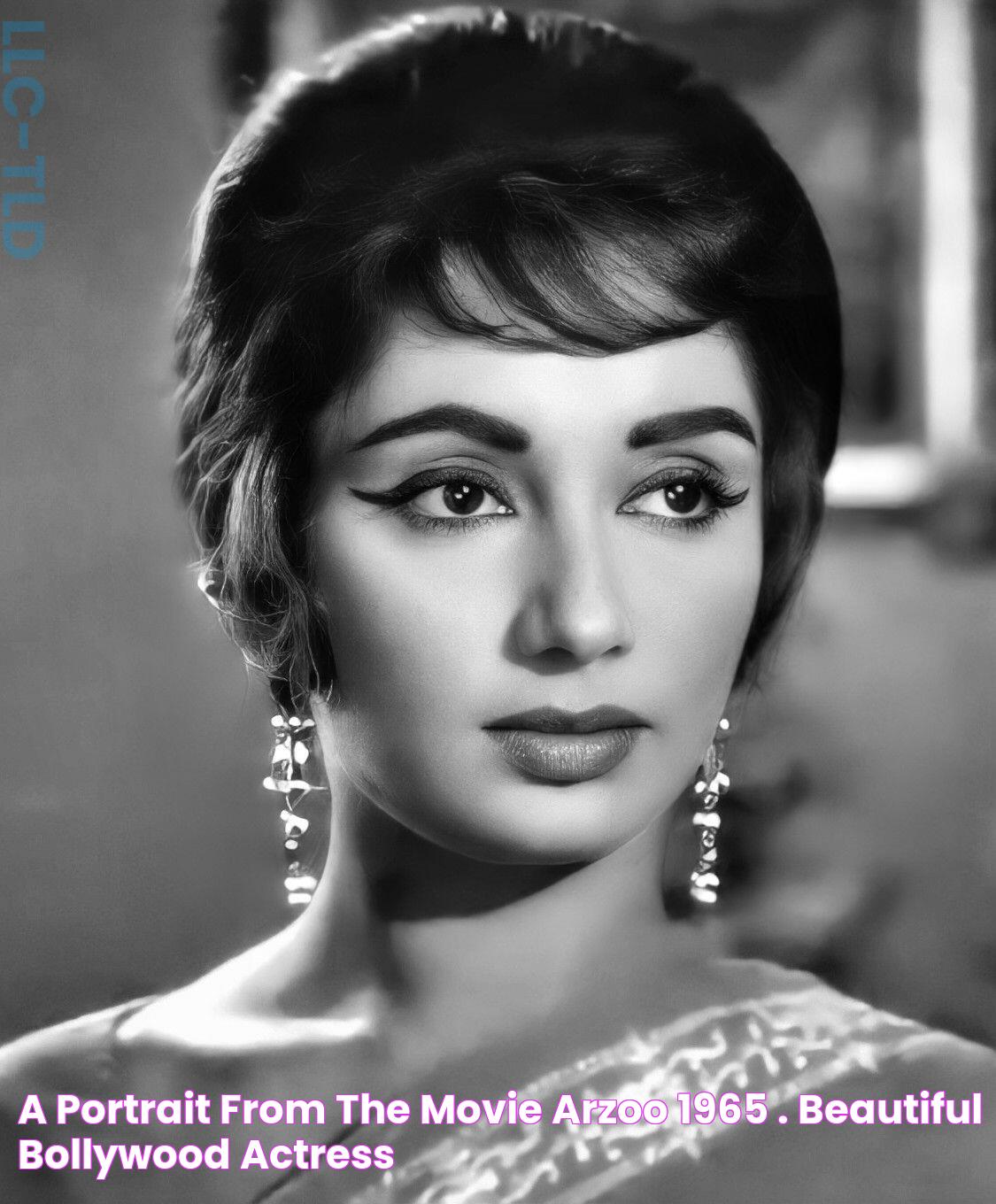 A portrait from the movie Arzoo (1965). Beautiful bollywood actress