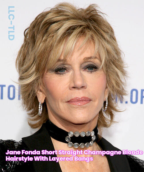 Jane Fonda Short Straight Champagne Blonde Hairstyle with Layered Bangs