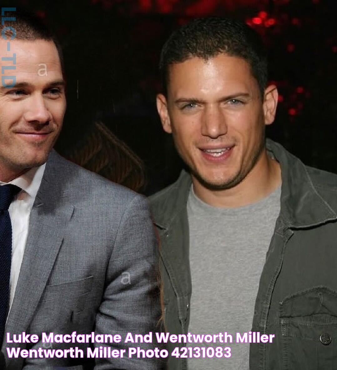 luke macfarlane and wentworth miller Wentworth Miller Photo (42131083