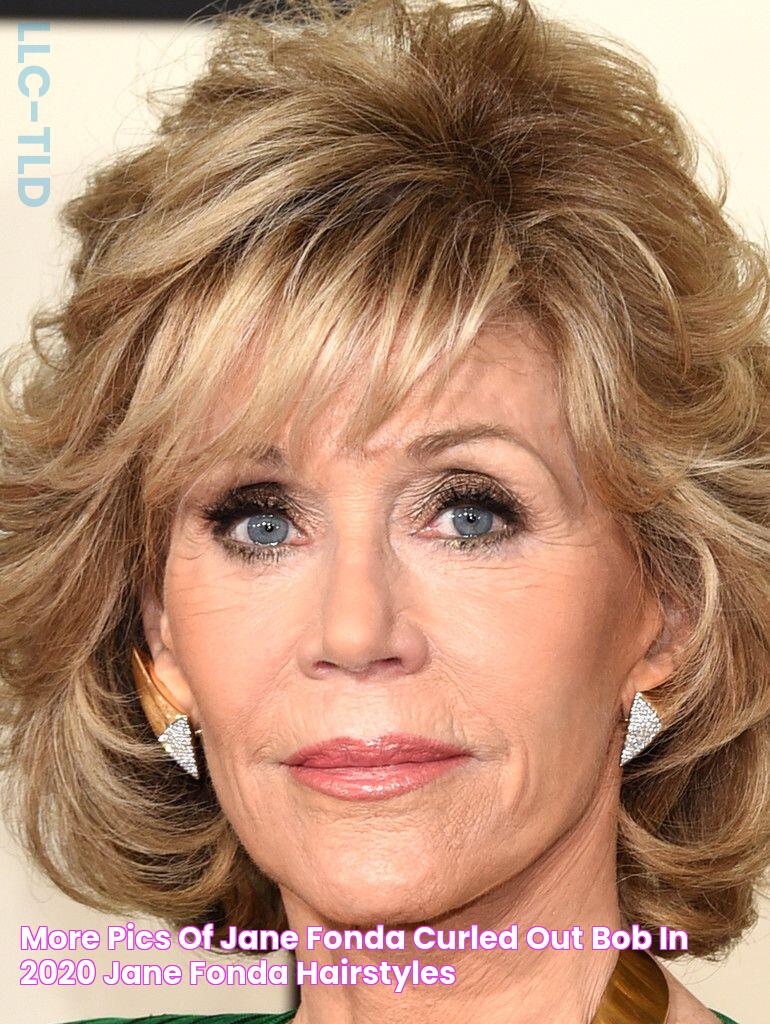 More Pics of Jane Fonda Curled Out Bob in 2020 Jane fonda hairstyles