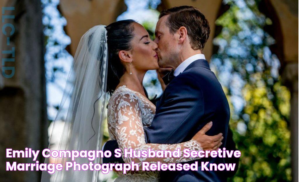 Emily Compagno's Husband Secretive Marriage Photograph Released, Know