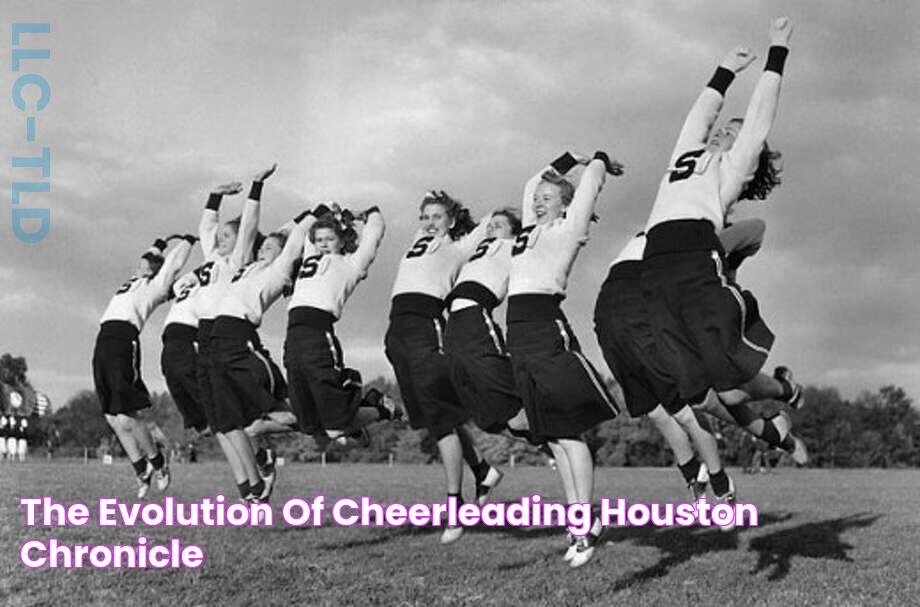 Throwback To The Roaring Twenties: Discover The History Of 1920s Cheerleaders