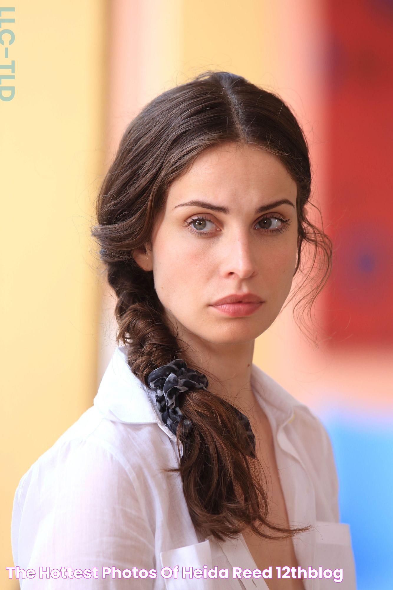 Discover The Enchanting Heida Reed: A Star Unveiled