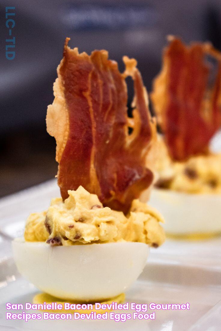 San Danielle Bacon Deviled Egg Gourmet recipes, Bacon deviled eggs, Food