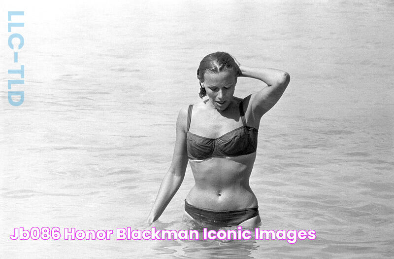 JB086 Honor Blackman Iconic Images