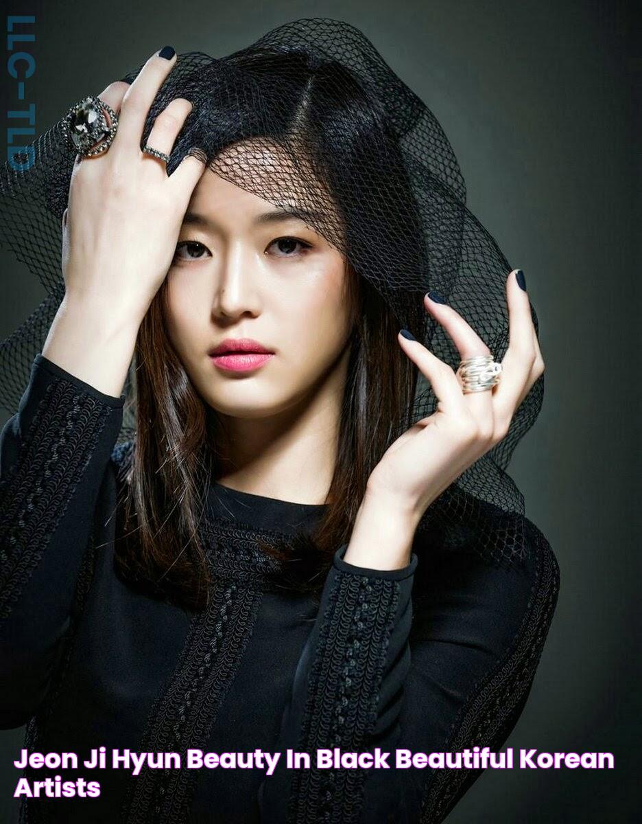 Jeon Ji Hyun Beauty in Black Beautiful Korean Artists