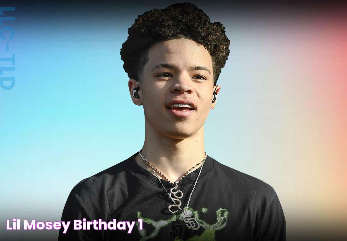 Lil Mosey's Age In 2020: How Old Is The "Blueberry Faygo" Rapper?